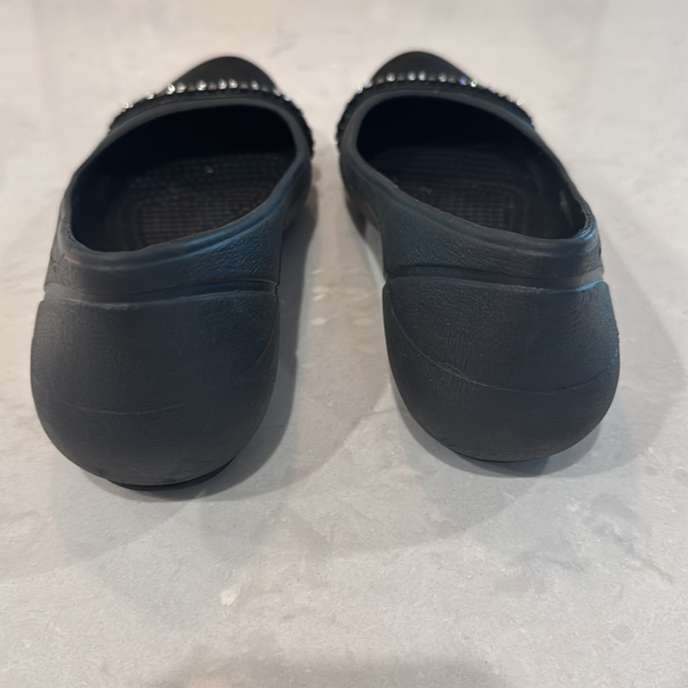 CROCS Women’s Rhinestone Flats Cap Toe Black Size 8 - Picture 4 of 7